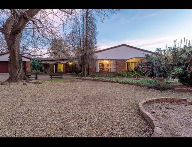 26,554M² SMALLHOLDING SOLD IN DRUMBLADE AH
